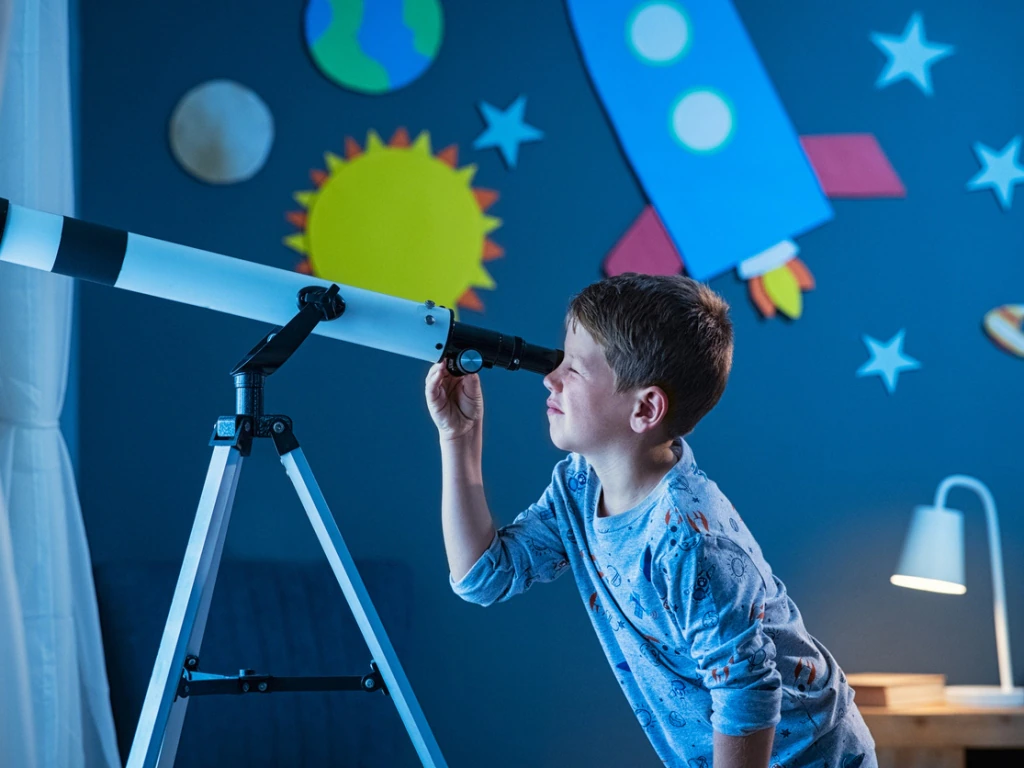 9 روش ساده برای علاقه مند کردن کودکان به نجوم
